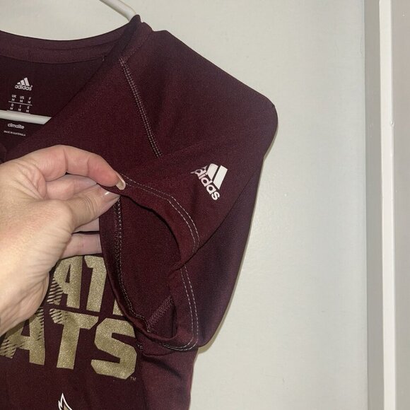 Adidas Texas State Maroon Bobcats Football V-Neck Short Sleeved T-Shirt Medium - Picture 4 of 8